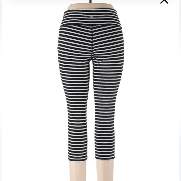 Athleta Pants - Athleta Black and White Stripped crop capri leggings size small